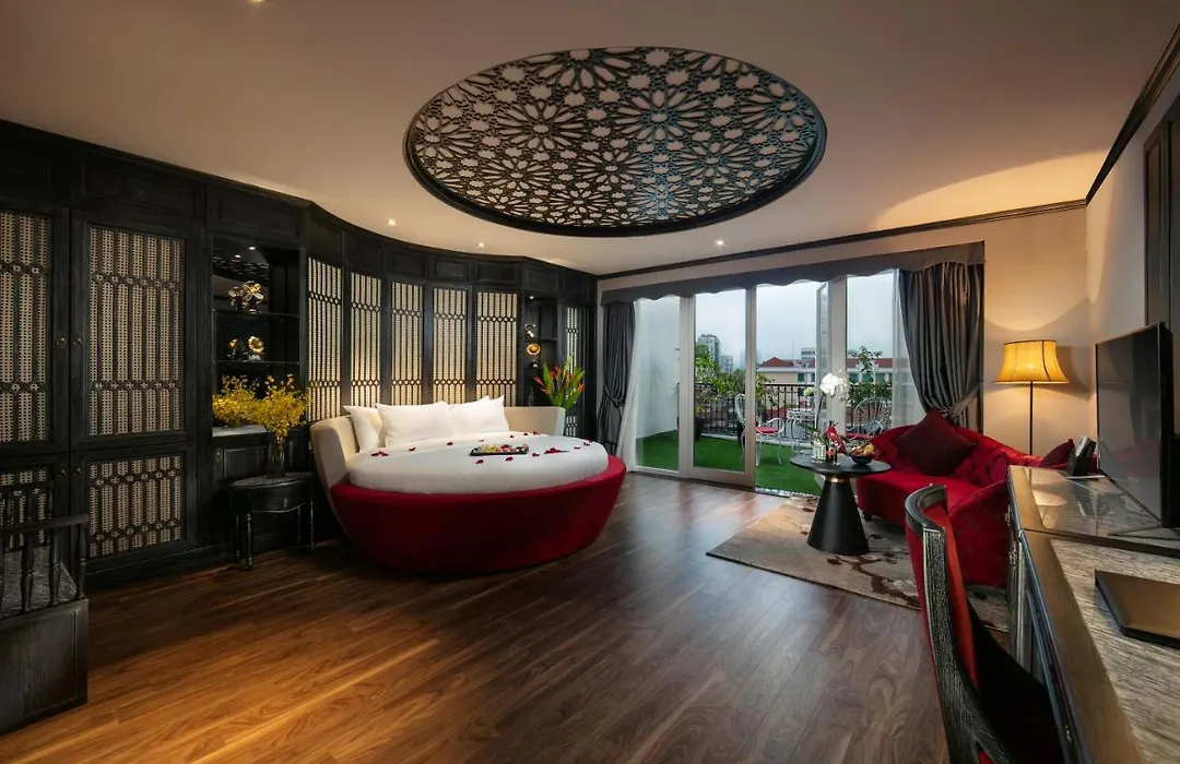 Shining Central Hotel & Spa-1